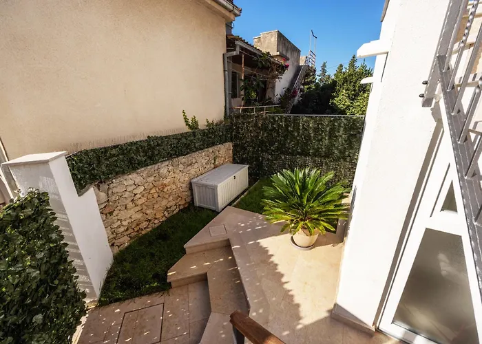 Terrace Haven Hvar דירה *